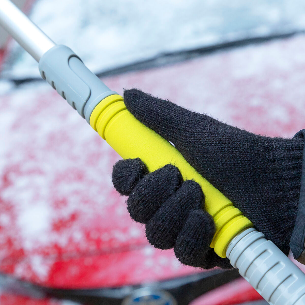 Teleskopiska isskrapan Bosse - 3-i-1 skrapan för insnöade bilar